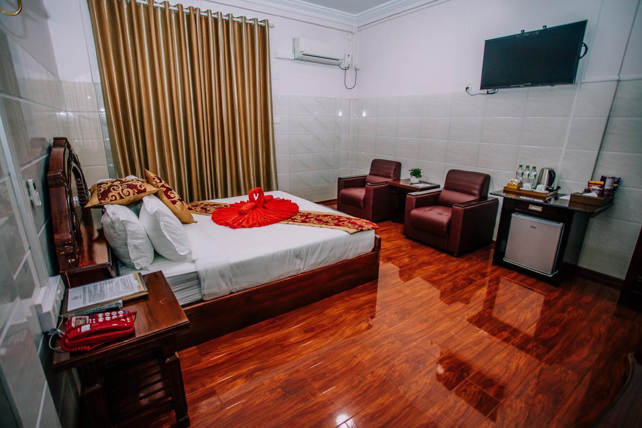 Amber Palace Hotel Myitkyinā Zewnętrze zdjęcie