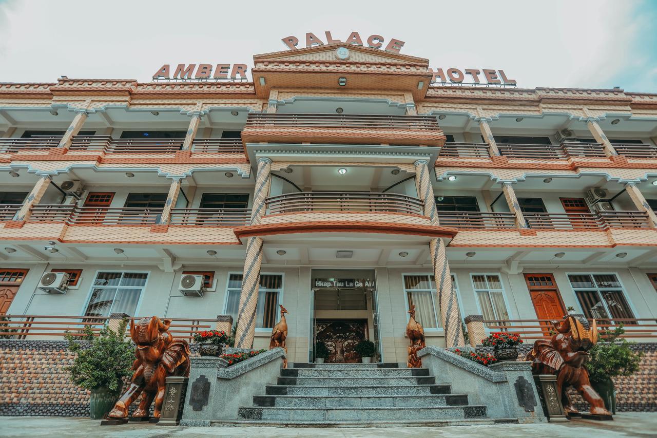 Amber Palace Hotel Myitkyinā Zewnętrze zdjęcie