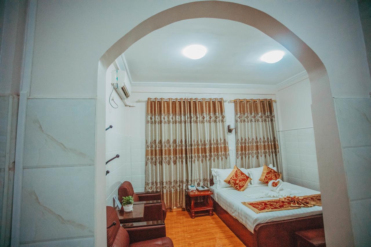 Amber Palace Hotel Myitkyinā Zewnętrze zdjęcie