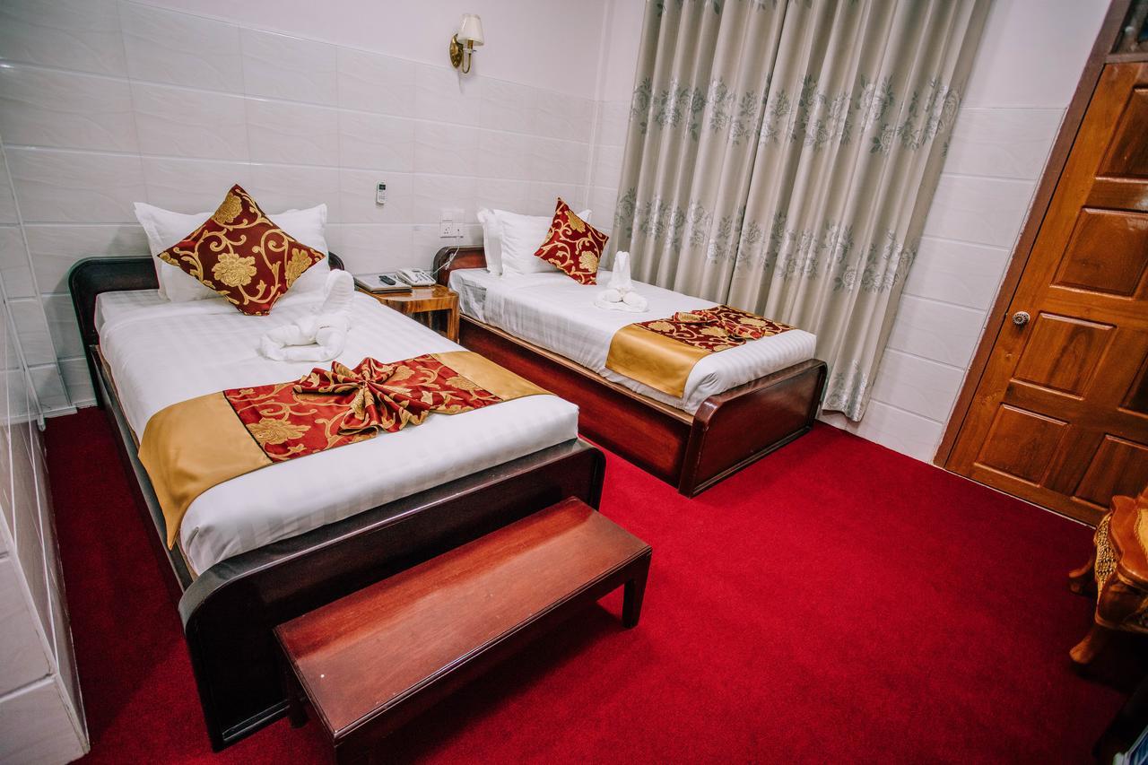 Amber Palace Hotel Myitkyinā Zewnętrze zdjęcie